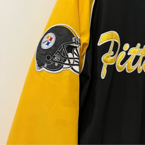 Vintage NFL Pittsburgh Steelers Black & Yellow Windbreaker Pullover Sweatshirt - Picture 4 of 8